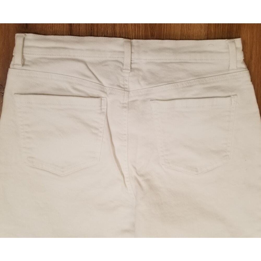Gloria Vanderbilt Women's White Amanda Embellished Jean Stretch Capris Size 10 - Picture 4 of 13
